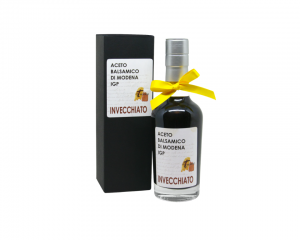 aceto-balsamico-di-modena-igp-invecchiato-acetaia-latradizione